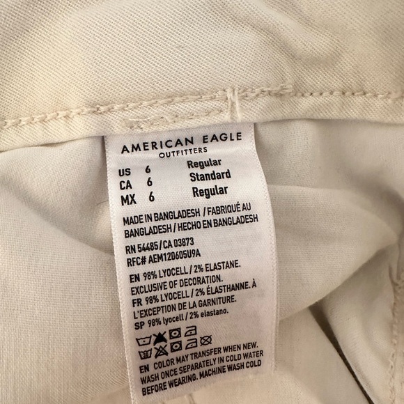 American Eagle Women’s Cream Baggy Cargo Pants Size 6 - Picture 9 of 10